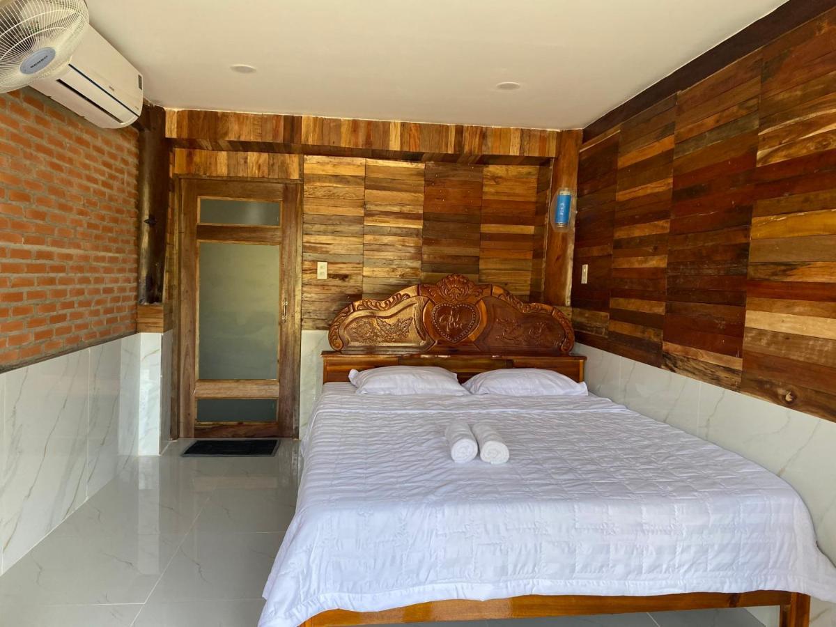 Villa Nam Cat Tien Shack Long House Exterior foto