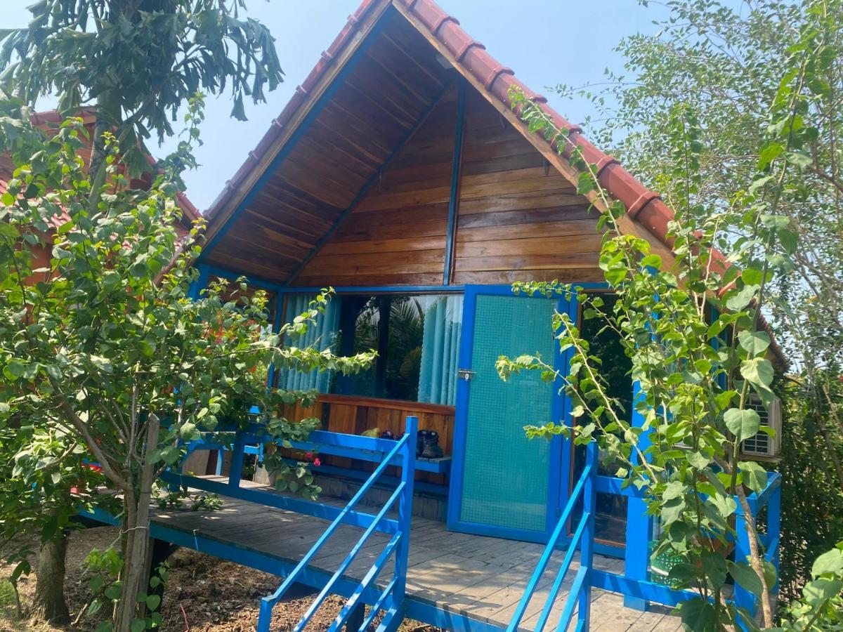 Villa Nam Cat Tien Shack Long House Exterior foto