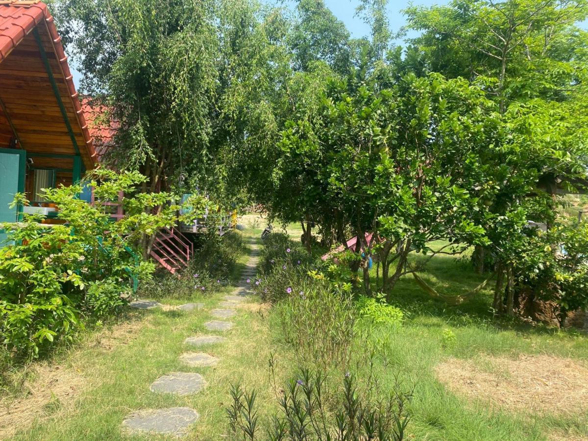 Villa Nam Cat Tien Shack Long House Exterior foto