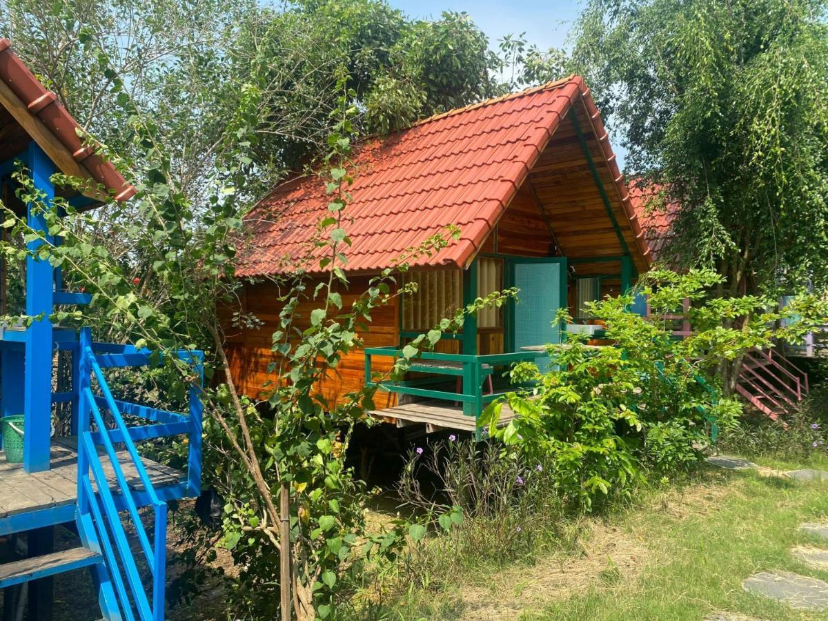 Villa Nam Cat Tien Shack Long House Exterior foto